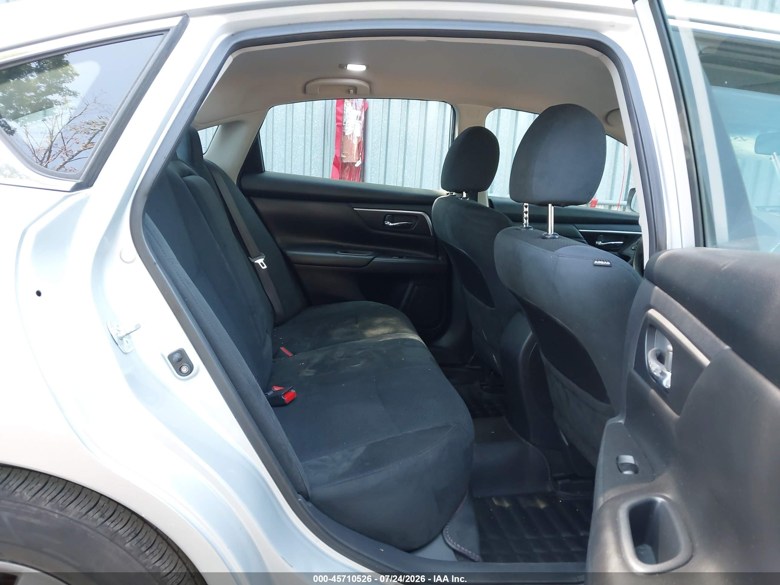 2015 Nissan Altima 2.5 S White vin: 1N4AL3AP1FN407769