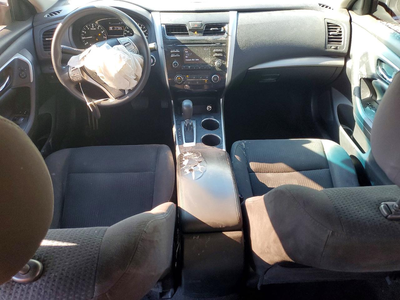 2015 Nissan Altima 2.5 S Белый vin: 1N4AL3AP1FN864078