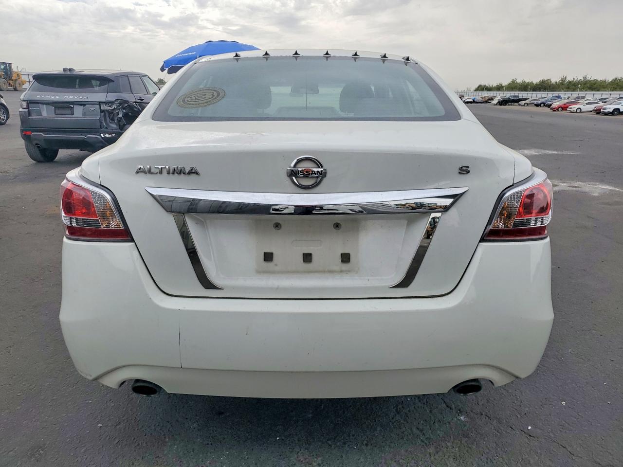 2015 Nissan Altima 2.5 S White vin: 1N4AL3AP1FN876120