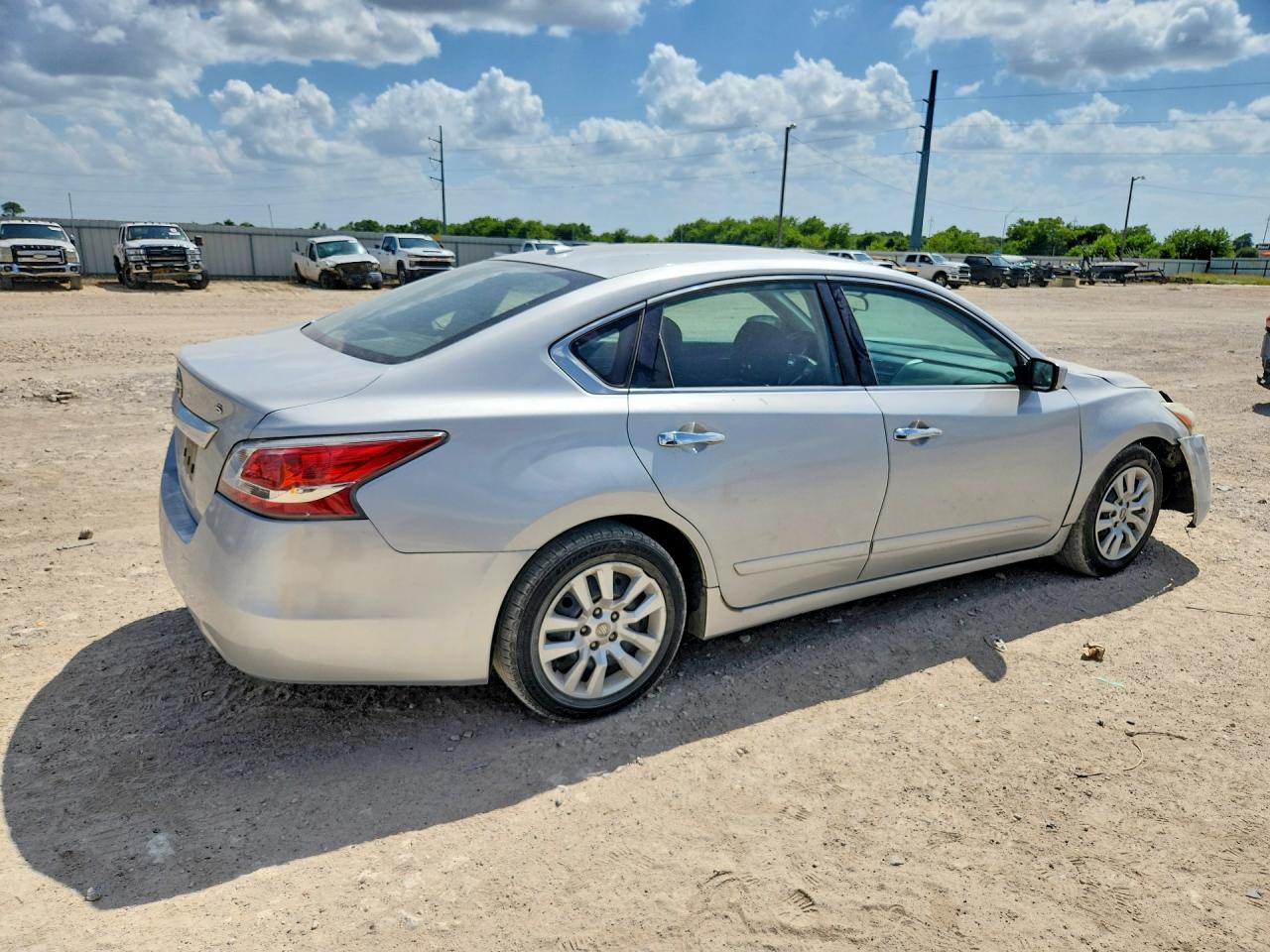 2015 Nissan Altima 2.5 S Silver vin: 1N4AL3AP1FN876554
