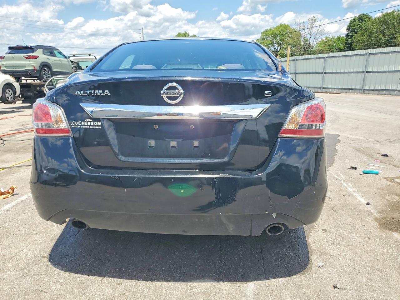 2015 Nissan Altima 2.5 S Black vin: 1N4AL3AP1FN880393