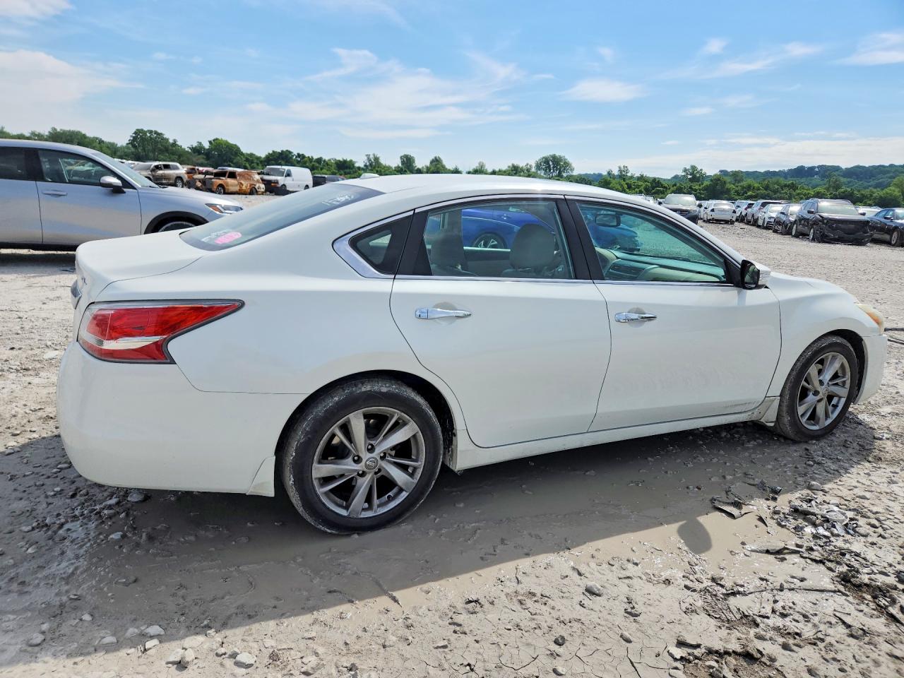 2015 Nissan Altima 2.5 Sl White vin: 1N4AL3AP1FN890227