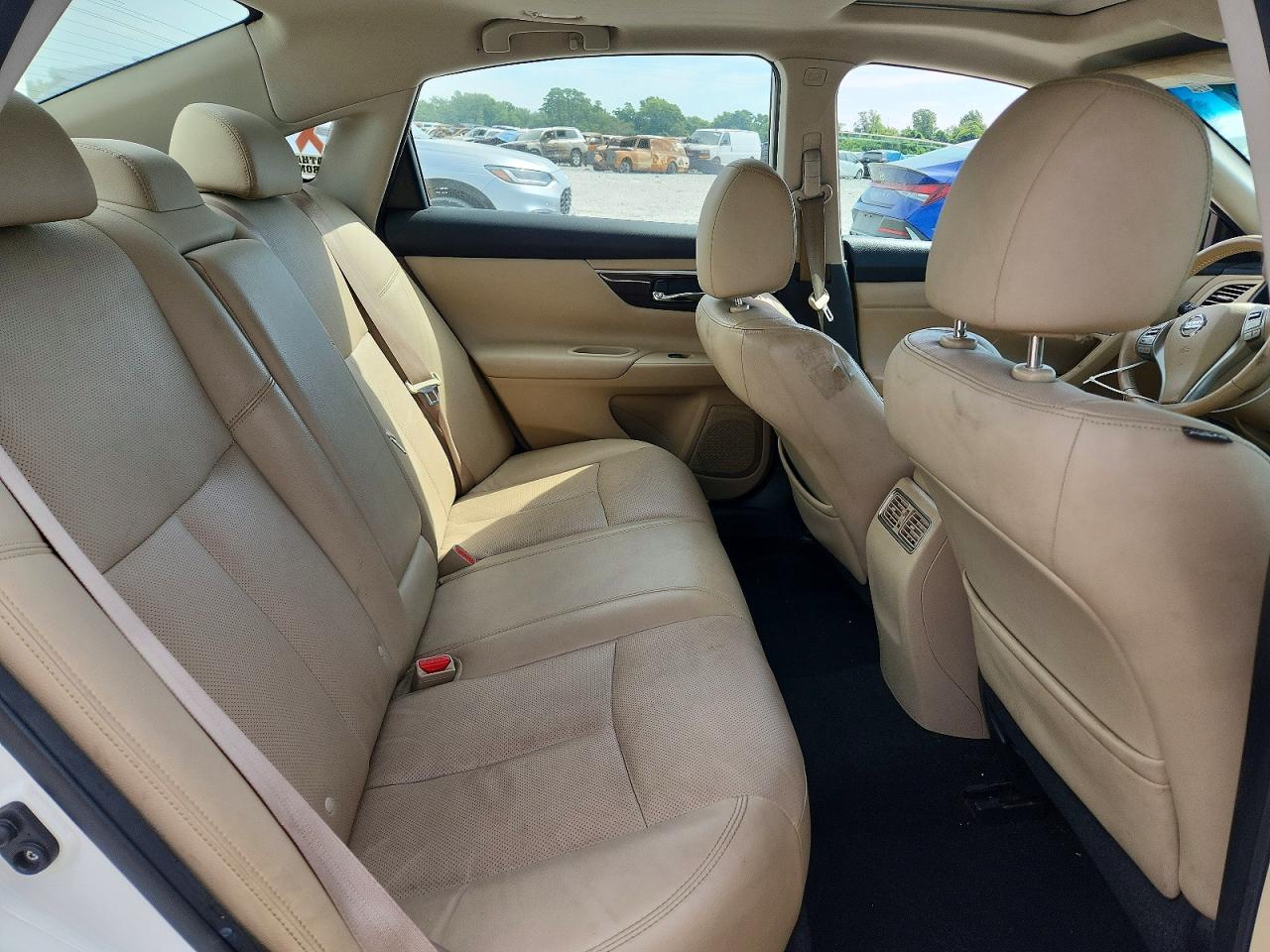 2015 Nissan Altima 2.5 Sl White vin: 1N4AL3AP1FN890227