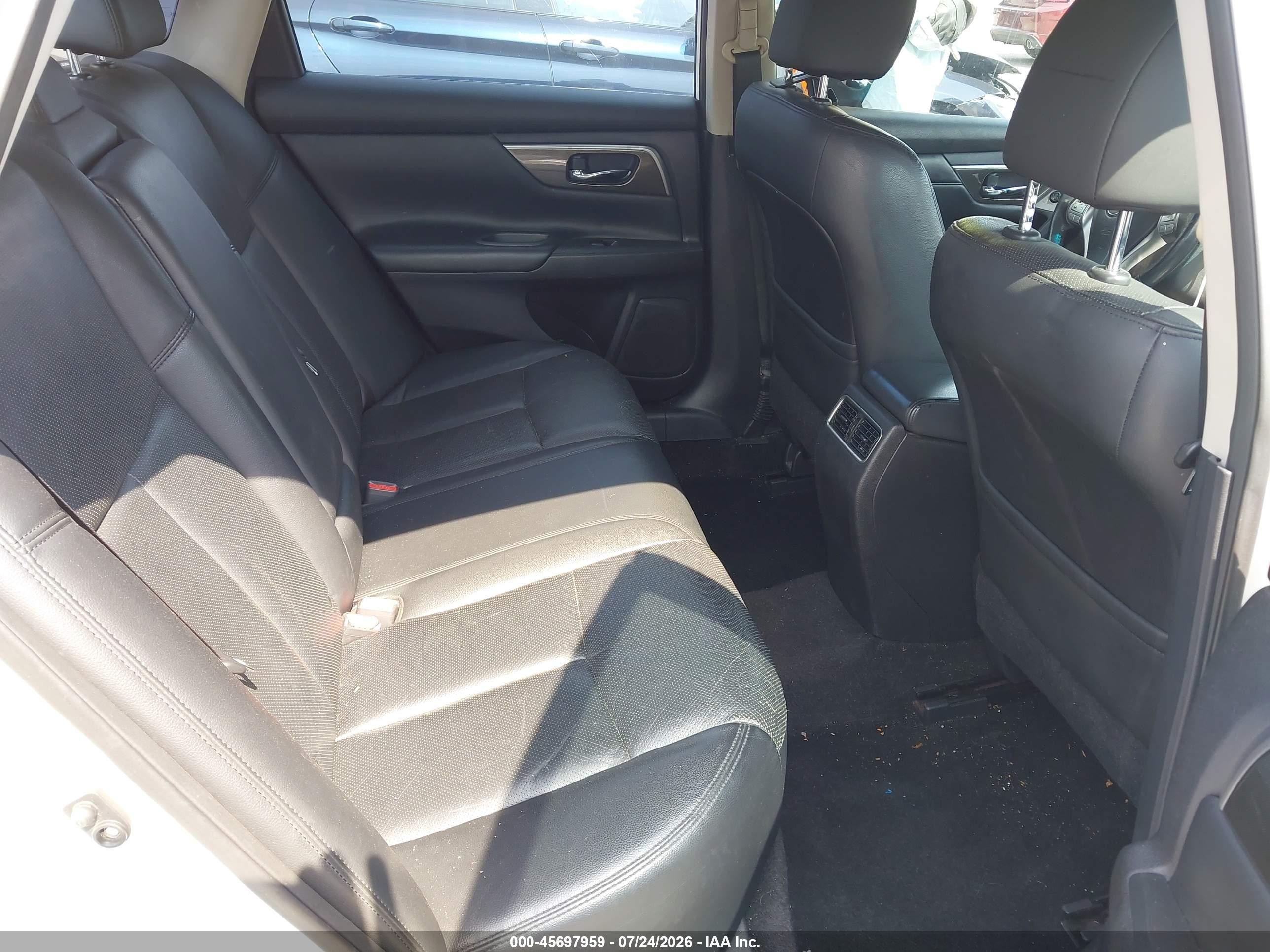 2015 Nissan Altima 2.5 Sl White vin: 1N4AL3AP1FN896934