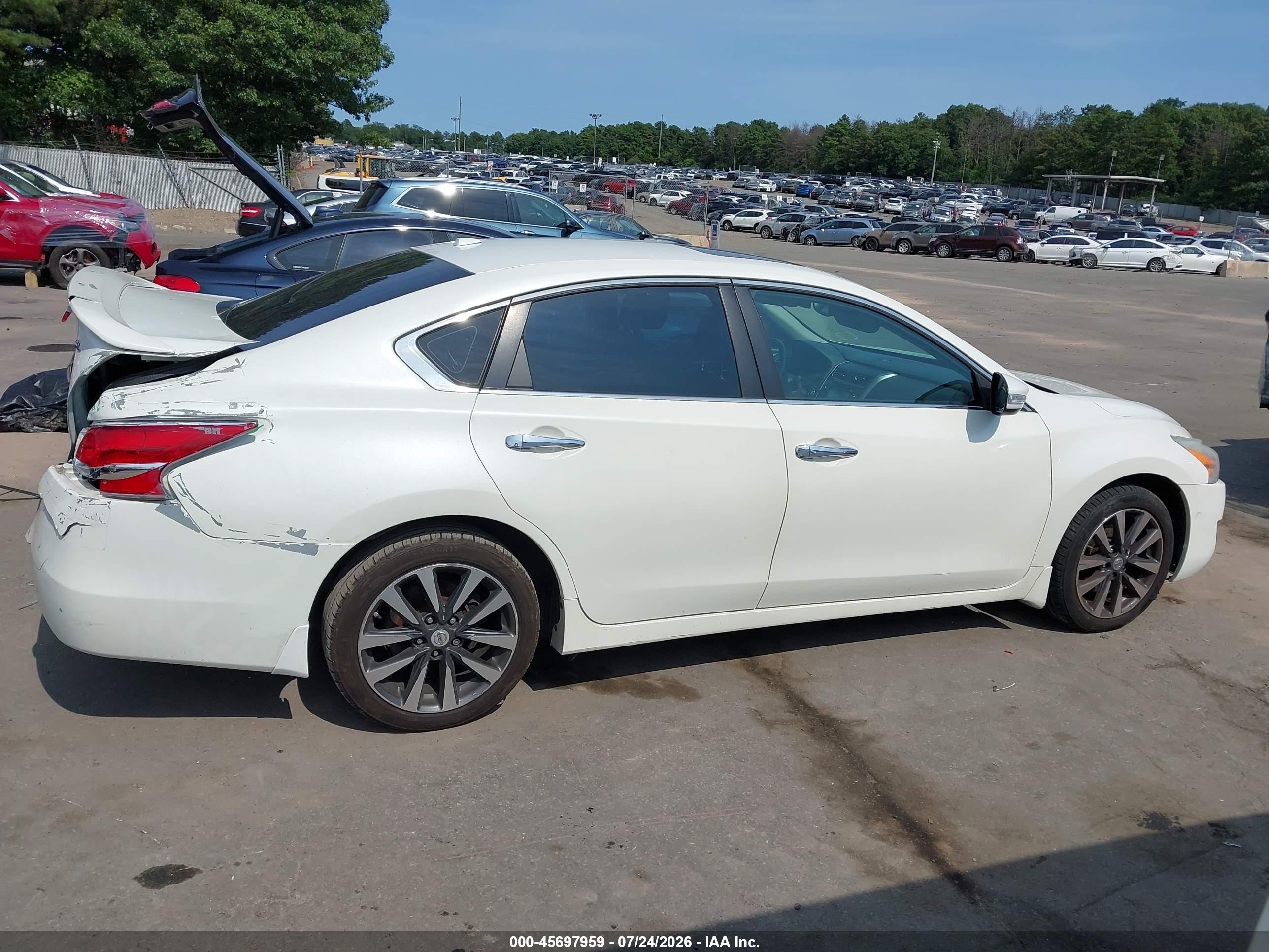 2015 Nissan Altima 2.5 Sl White vin: 1N4AL3AP1FN896934