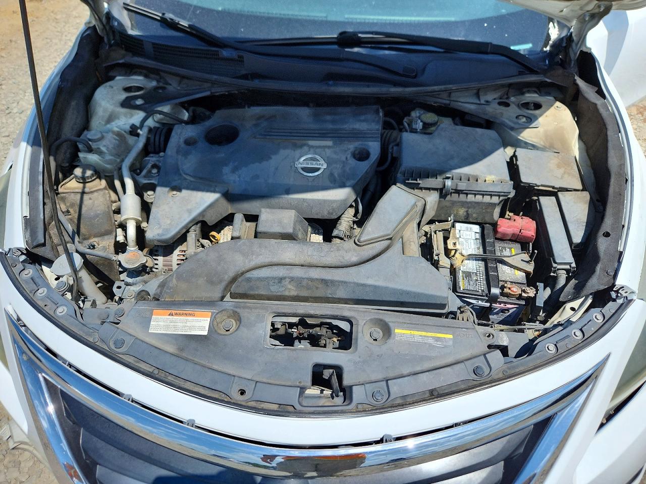 2015 Nissan Altima 2.5 S White vin: 1N4AL3AP1FN899042