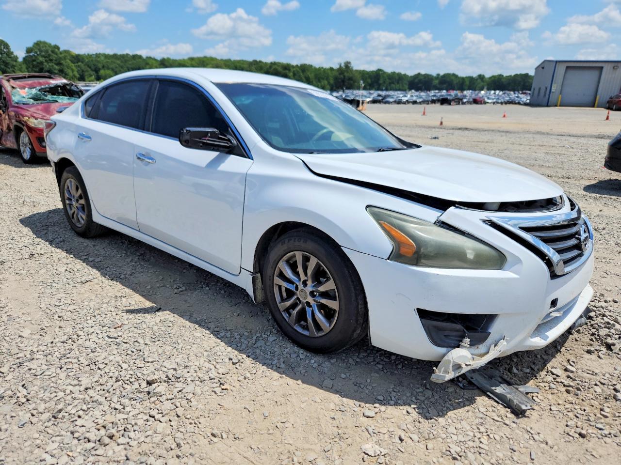 2015 Nissan Altima 2.5 S White vin: 1N4AL3AP1FN899042