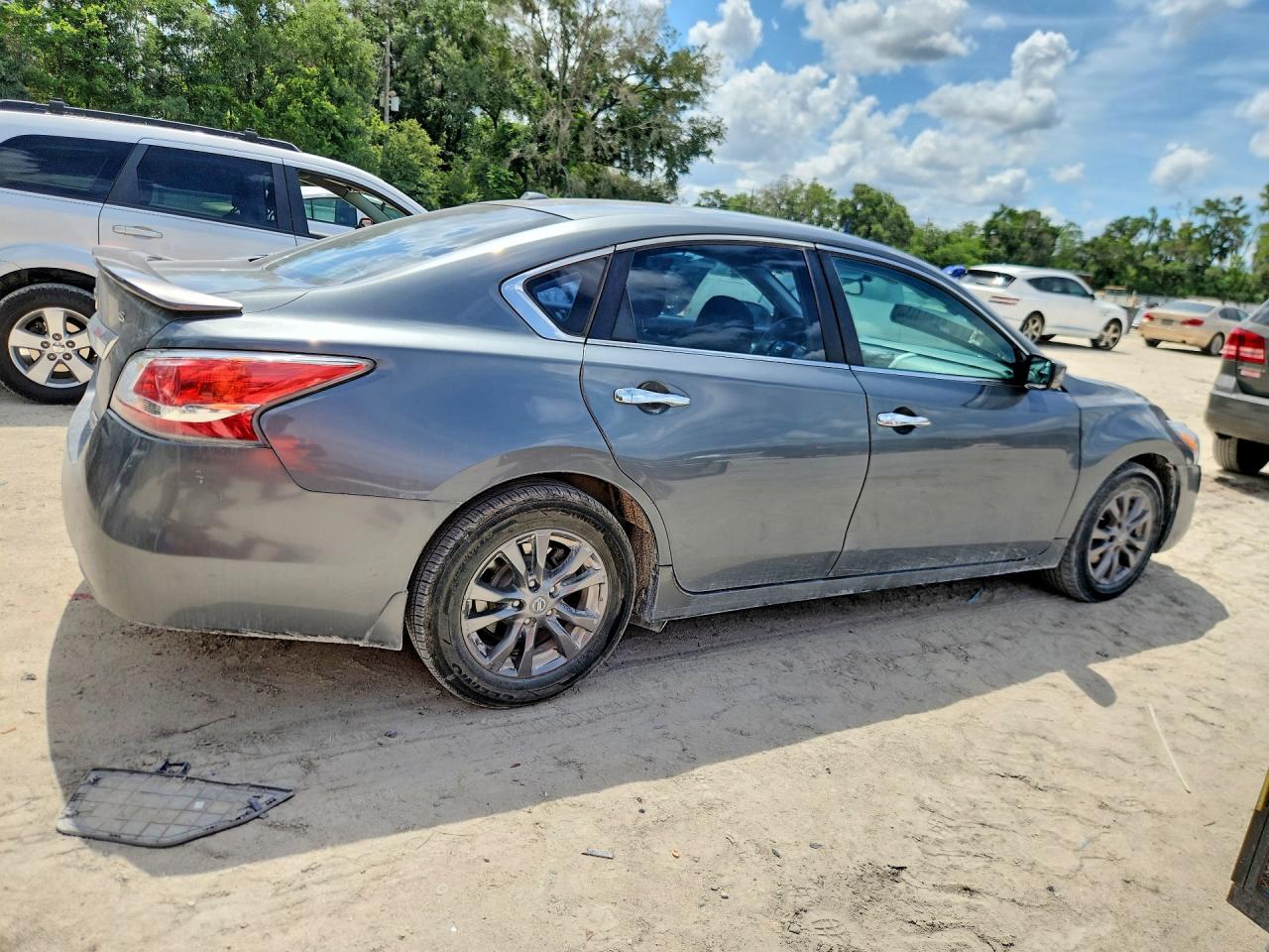 2015 Nissan Altima 2.5 S Gray vin: 1N4AL3AP1FN899686
