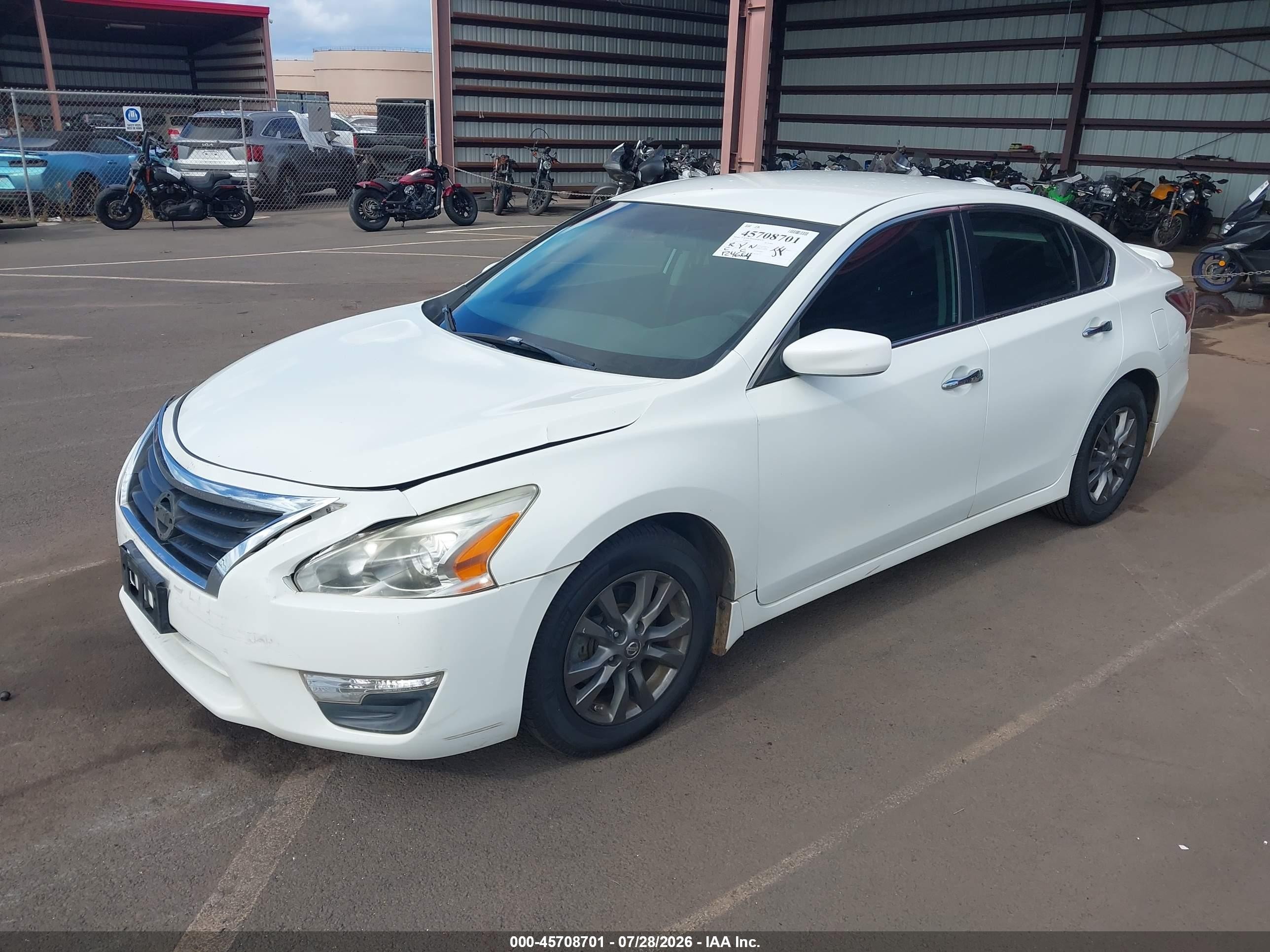 2015 Nissan Altima 2.5 S White vin: 1N4AL3AP1FN906717