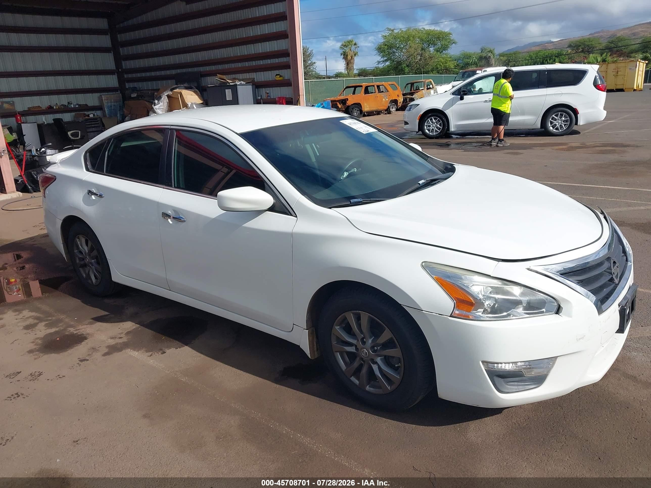 2015 Nissan Altima 2.5 S White vin: 1N4AL3AP1FN906717