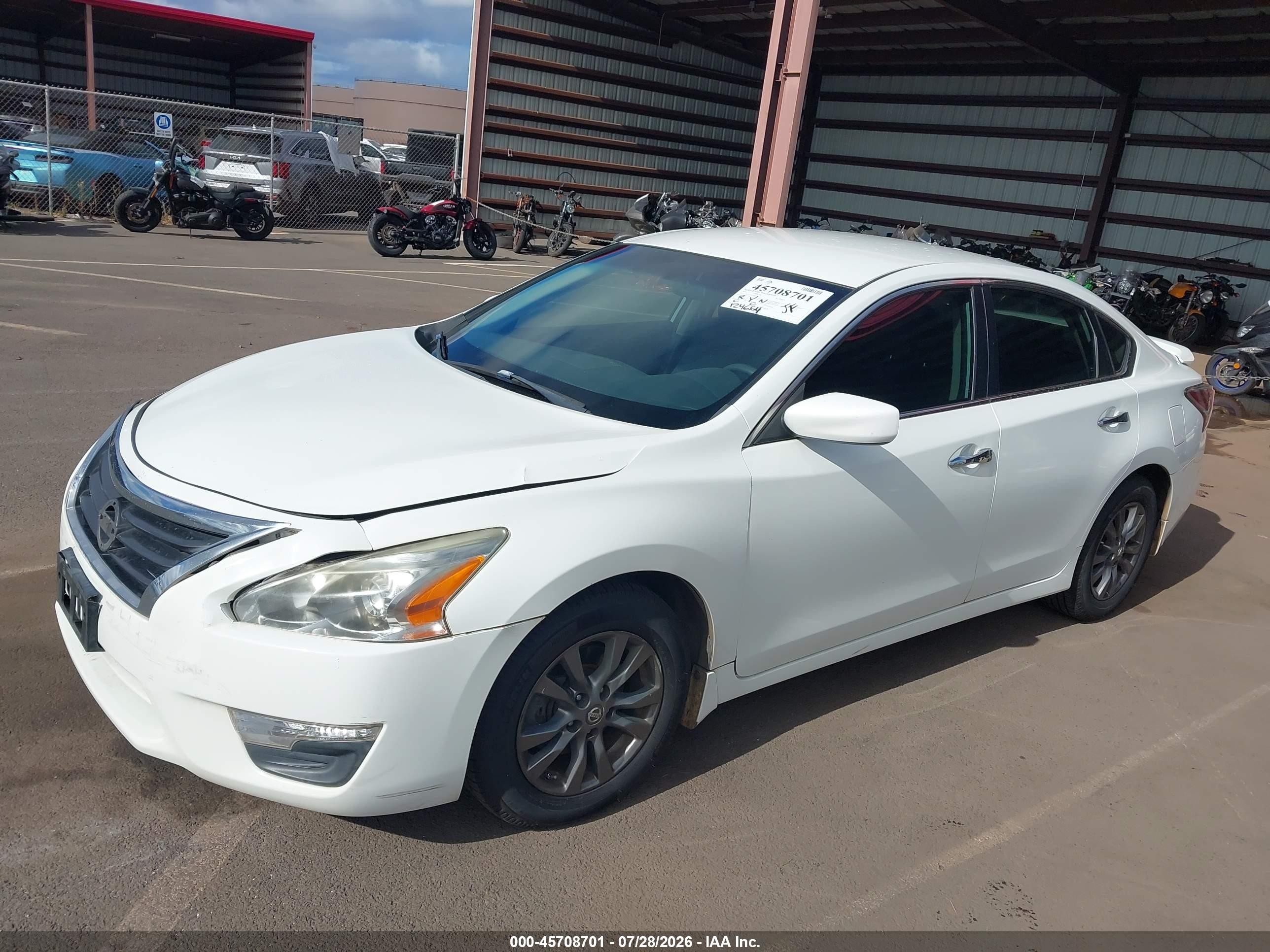 2015 Nissan Altima 2.5 S White vin: 1N4AL3AP1FN906717