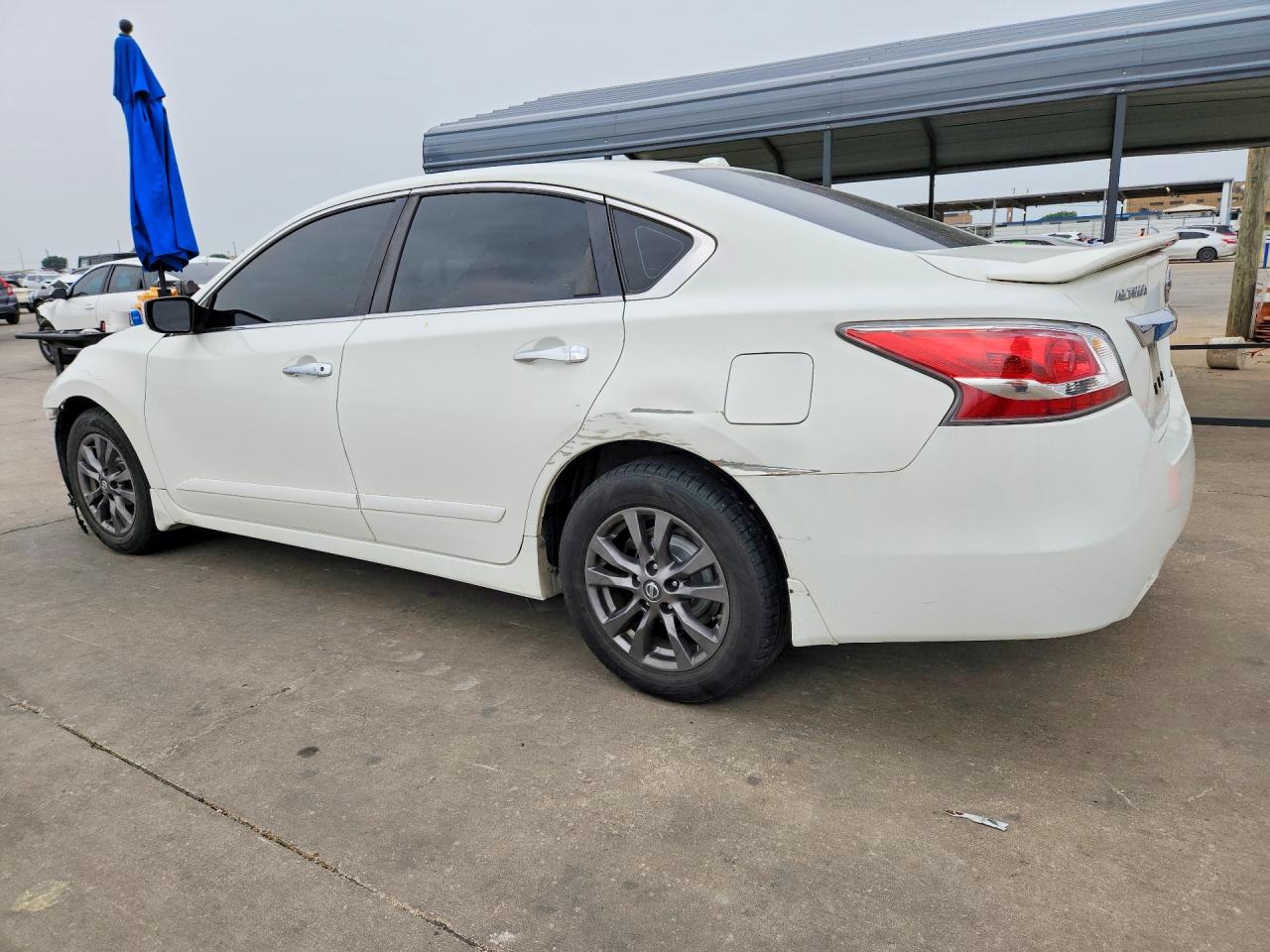 2015 Nissan Altima 2.5 S White vin: 1N4AL3AP1FN913456