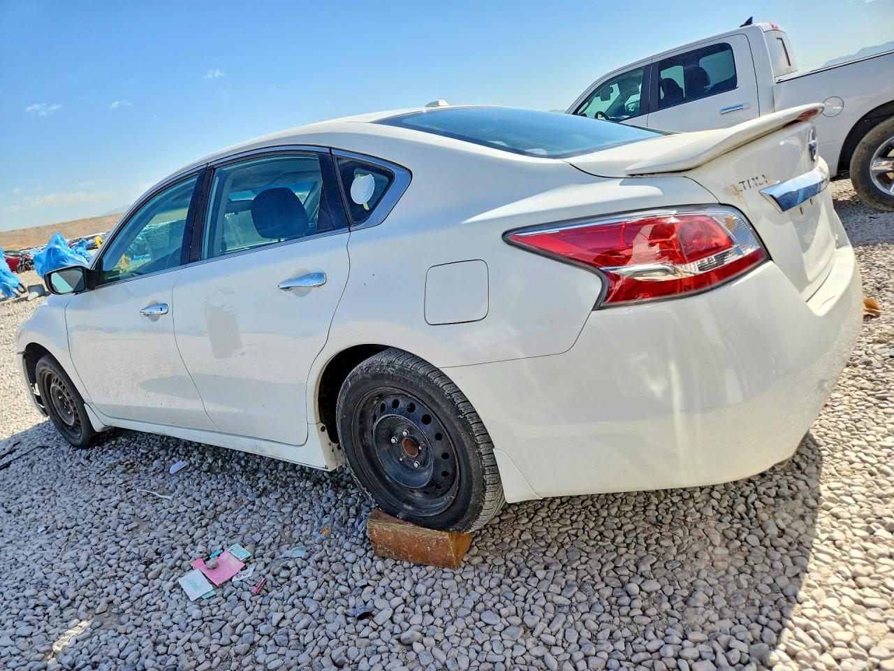 2015 Nissan Altima 2.5 S White vin: 1N4AL3AP1FN915241