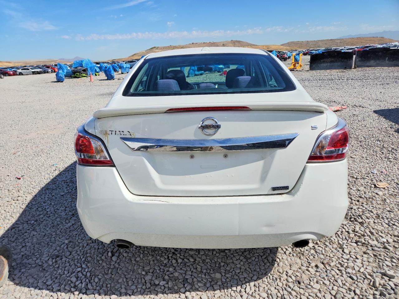 2015 Nissan Altima 2.5 S White vin: 1N4AL3AP1FN915241