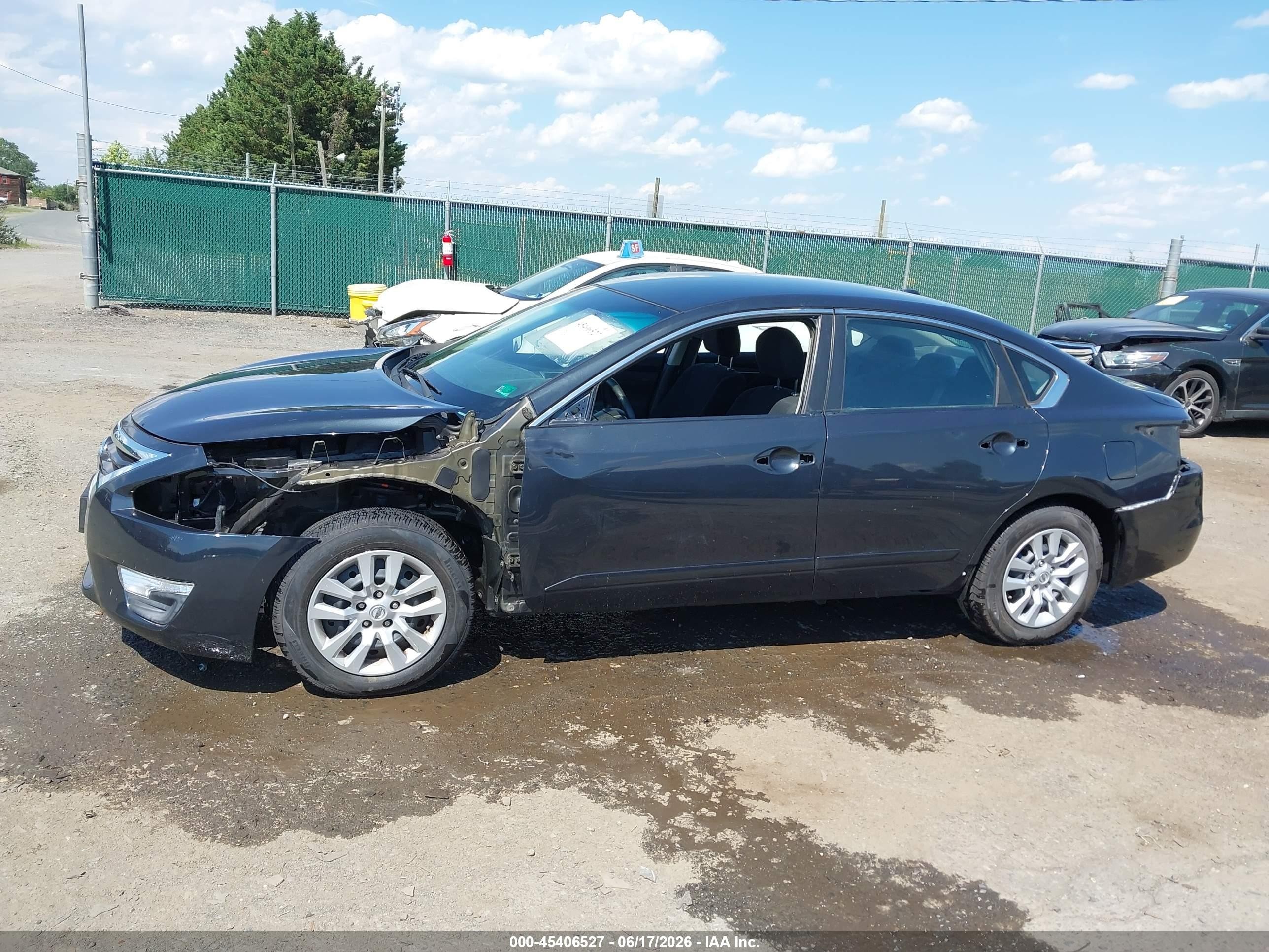 2015 Nissan Altima 2.5 S Gray vin: 1N4AL3AP1FN916924
