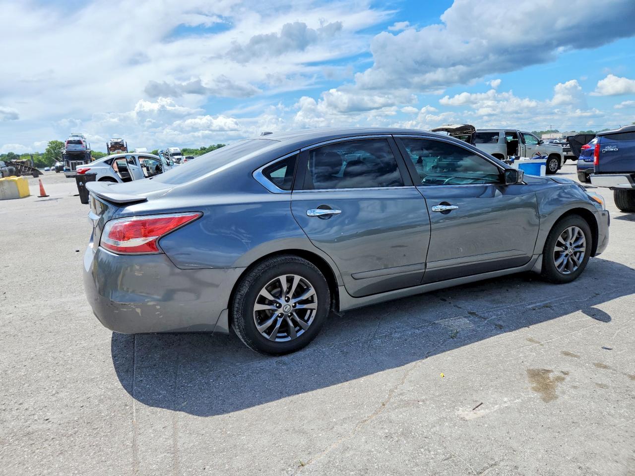 2015 Nissan Altima 2.5 S Угольный vin: 1N4AL3AP1FN919760