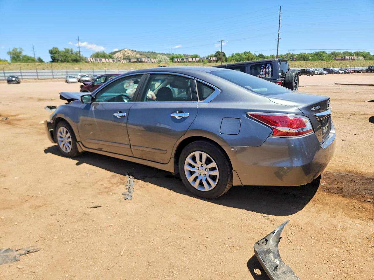2015 Nissan Altima 2.5 S Silver vin: 1N4AL3AP1FN922268