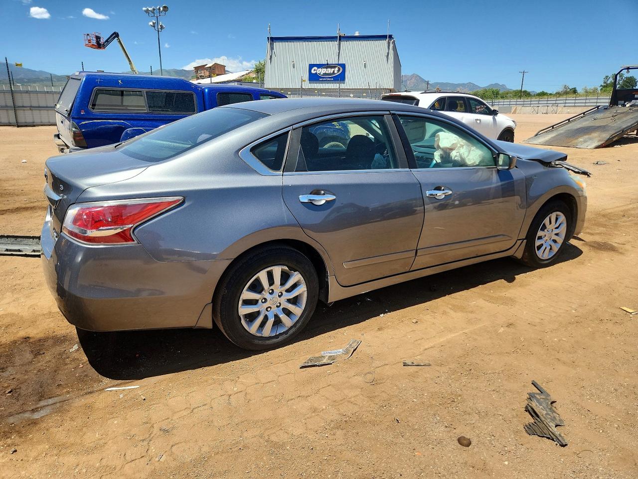2015 Nissan Altima 2.5 S Silver vin: 1N4AL3AP1FN922268