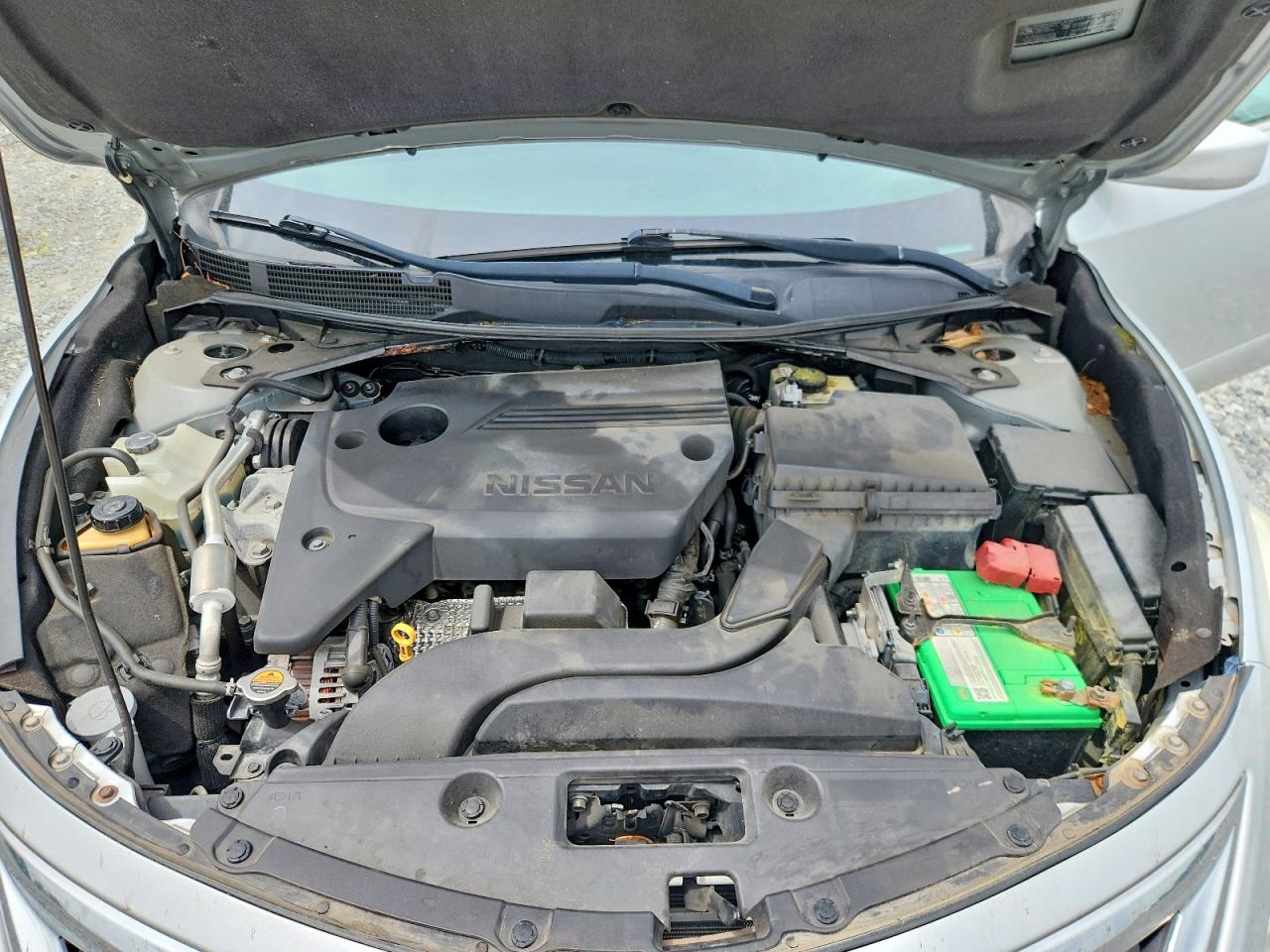 2015 Nissan Altima 2.5 S Серебряный vin: 1N4AL3AP1FN922593