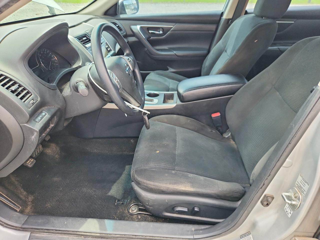 2015 Nissan Altima 2.5 S Серебряный vin: 1N4AL3AP1FN922593