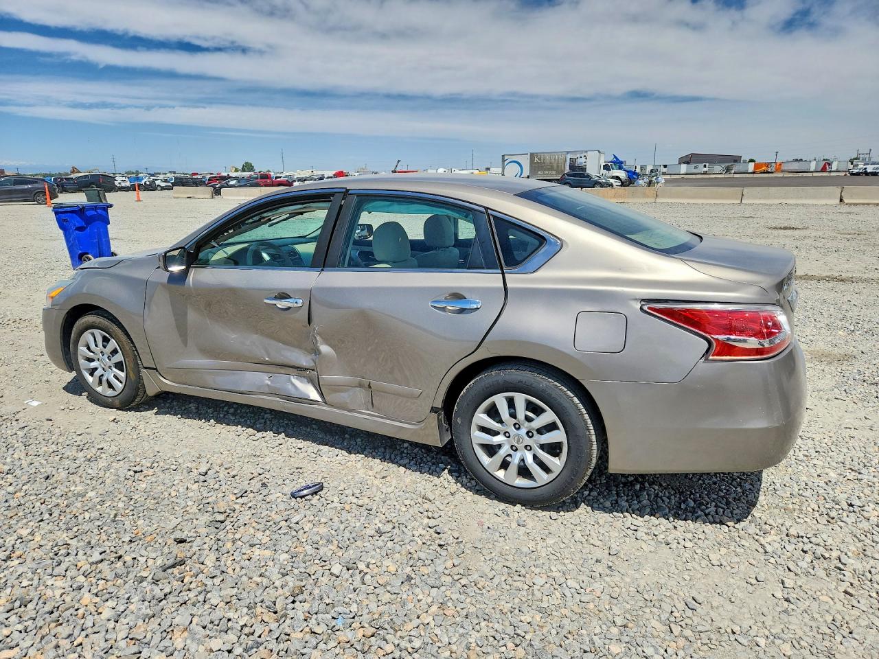 2015 Nissan Altima 2.5 S Tan vin: 1N4AL3AP1FN922836