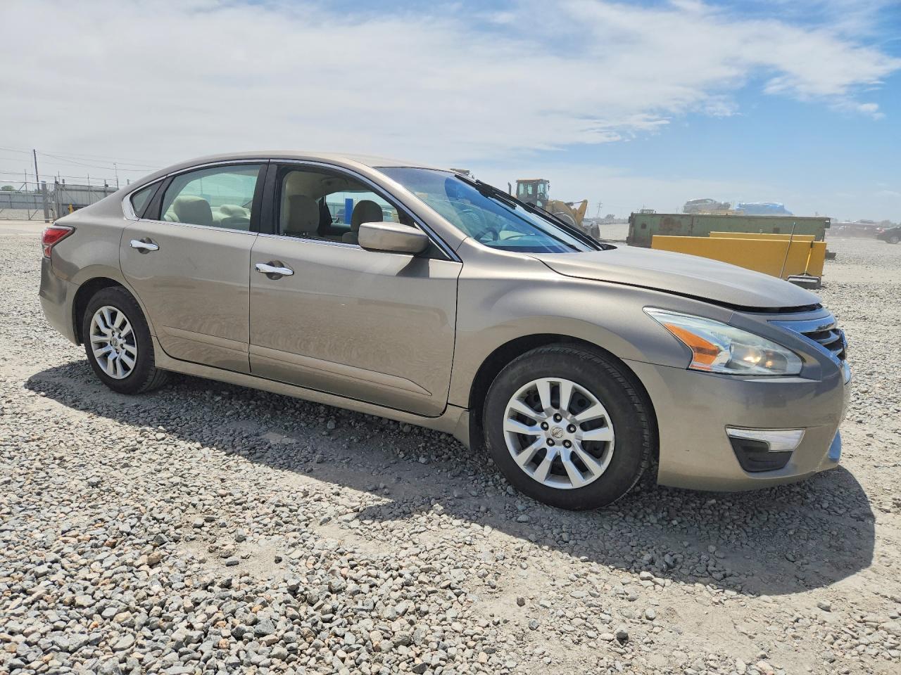 2015 Nissan Altima 2.5 S Tan vin: 1N4AL3AP1FN922836