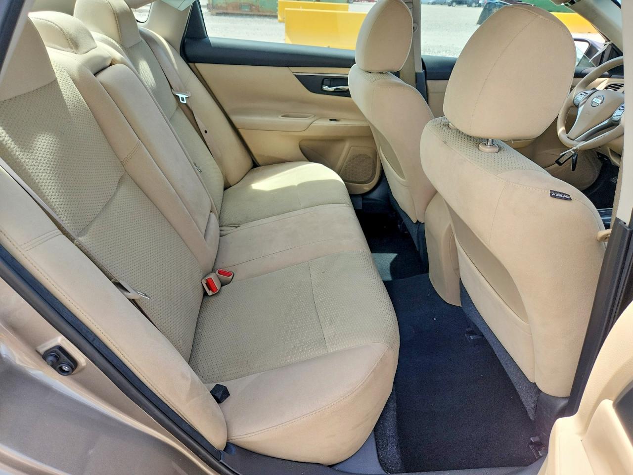 2015 Nissan Altima 2.5 S Tan vin: 1N4AL3AP1FN922836