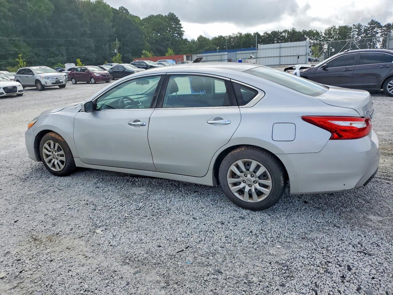 2016 Nissan Altima 2.5 S Silver vin: 1N4AL3AP1GN378162