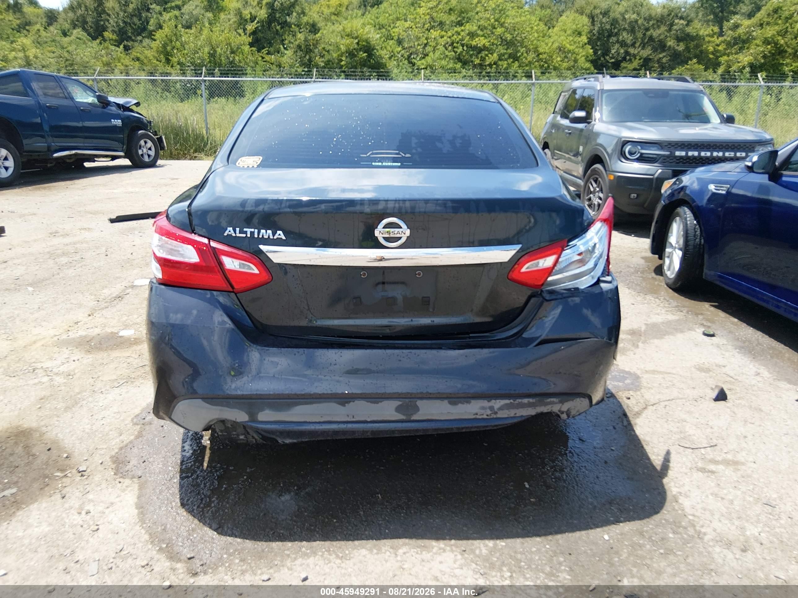 2016 Nissan Altima 2.5 S Черный vin: 1N4AL3AP1GN378985