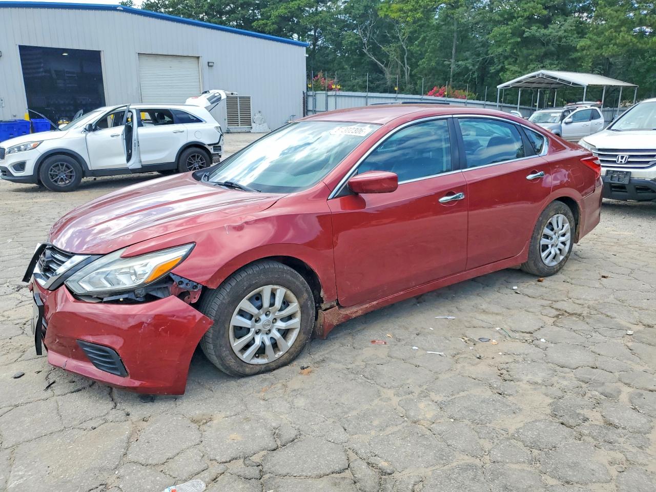 2017 Nissan Altima 2.5 S Красный vin: 1N4AL3AP1HC109382