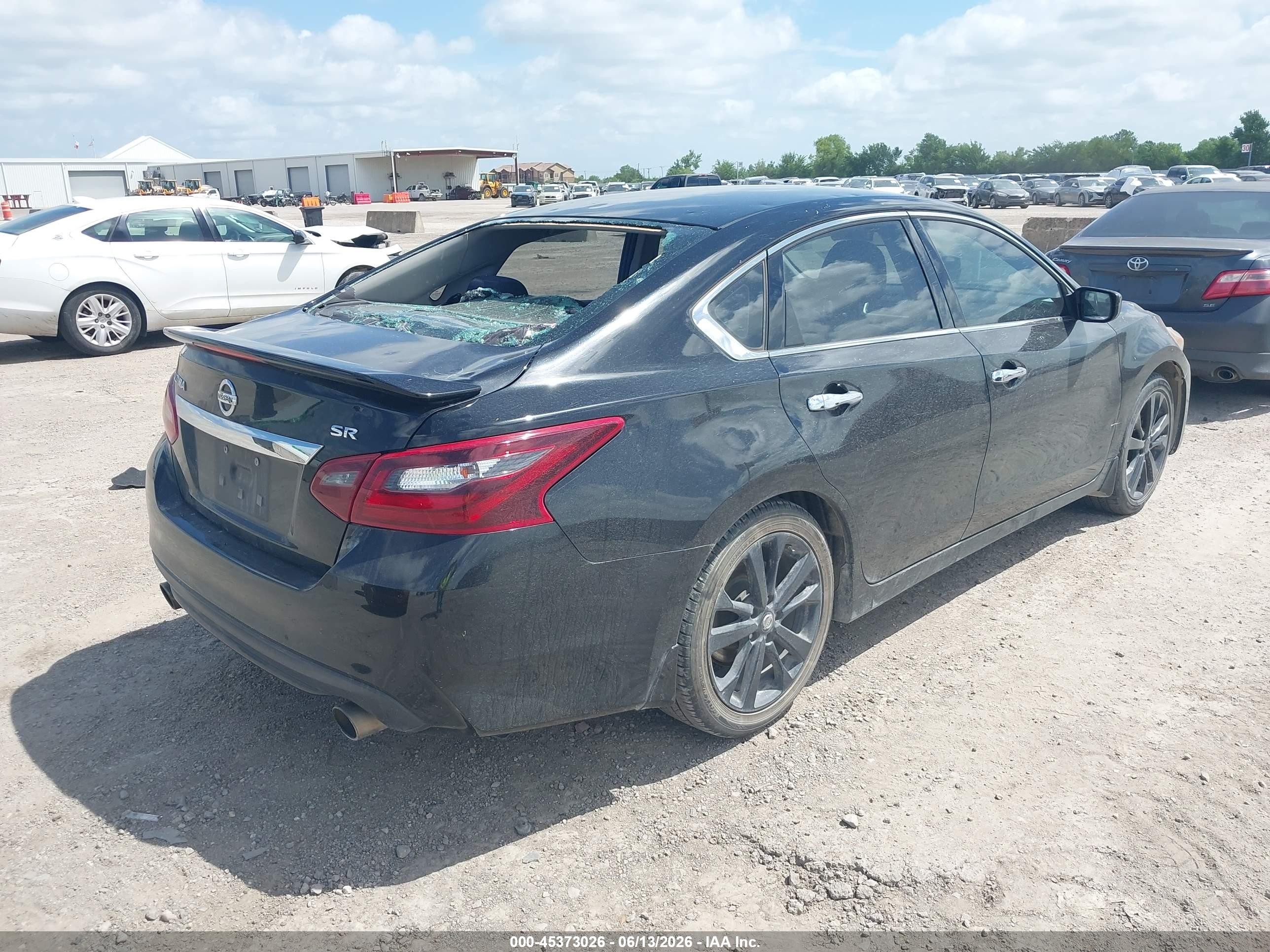 2017 Nissan Altima 2.5 Sr Black vin: 1N4AL3AP1HC171820