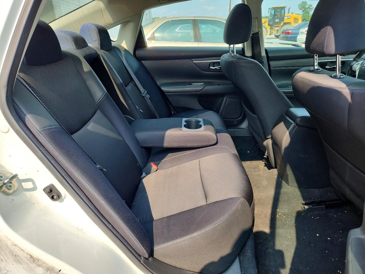 2017 Nissan Altima 2.5 Sr Белый vin: 1N4AL3AP1HC264479