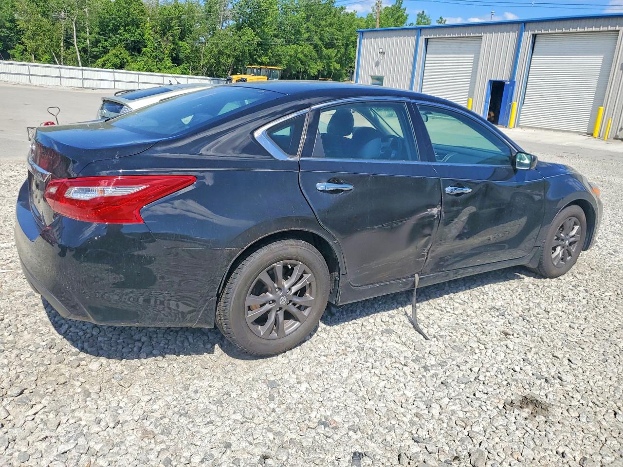 2018 Nissan Altima 2.5 S Black vin: 1N4AL3AP1JC123935