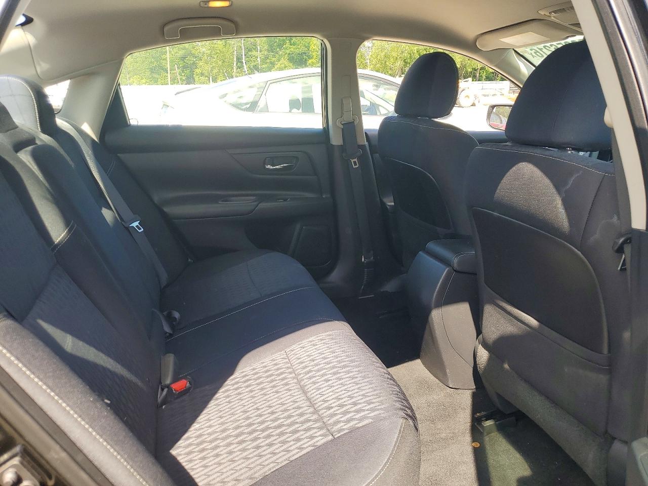 2018 Nissan Altima 2.5 S Black vin: 1N4AL3AP1JC123935