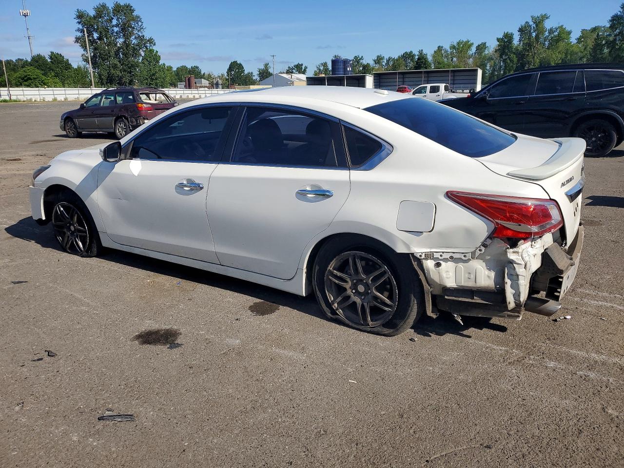 2013 Nissan Altima 2.5 White vin: 1N4AL3AP2DC100913
