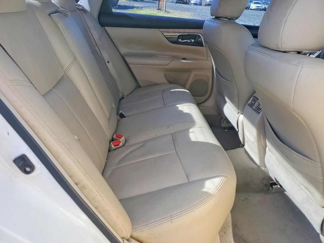 2013 Nissan Altima 2.5 White vin: 1N4AL3AP2DC100913