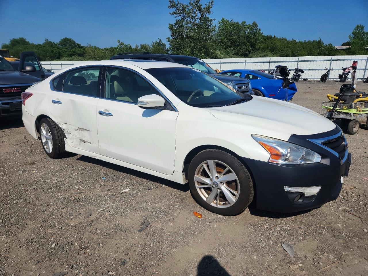 2013 Nissan Altima 2.5 White vin: 1N4AL3AP2DC113919