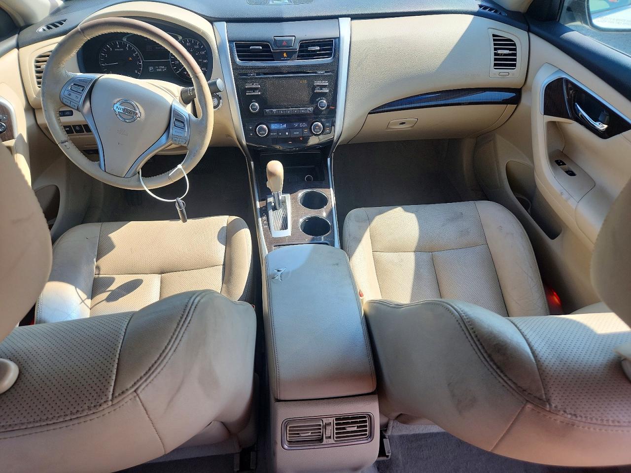 2013 Nissan Altima 2.5 White vin: 1N4AL3AP2DC113919