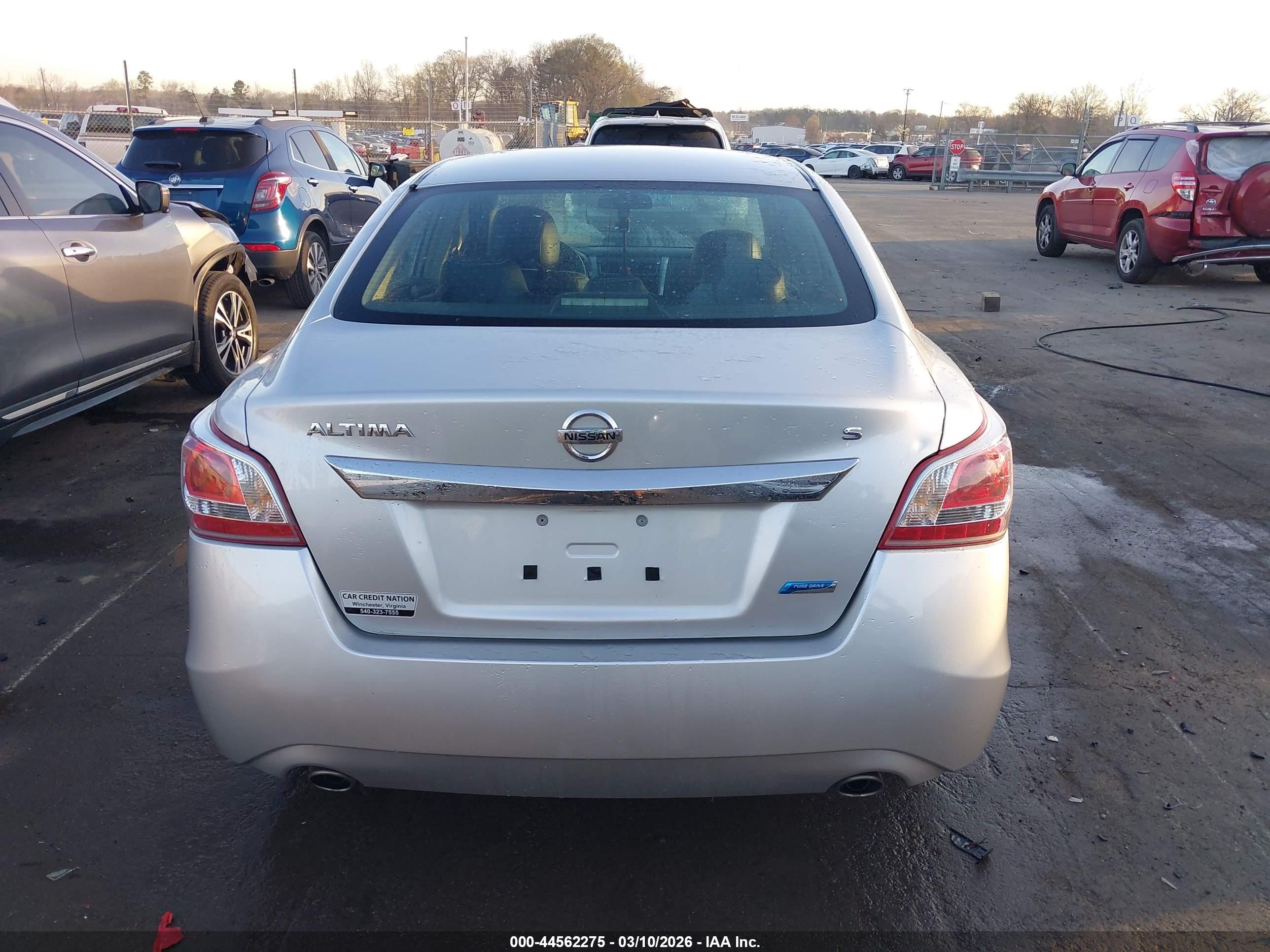 2013 Nissan Altima 2.5 S Silver vin: 1N4AL3AP2DC116206