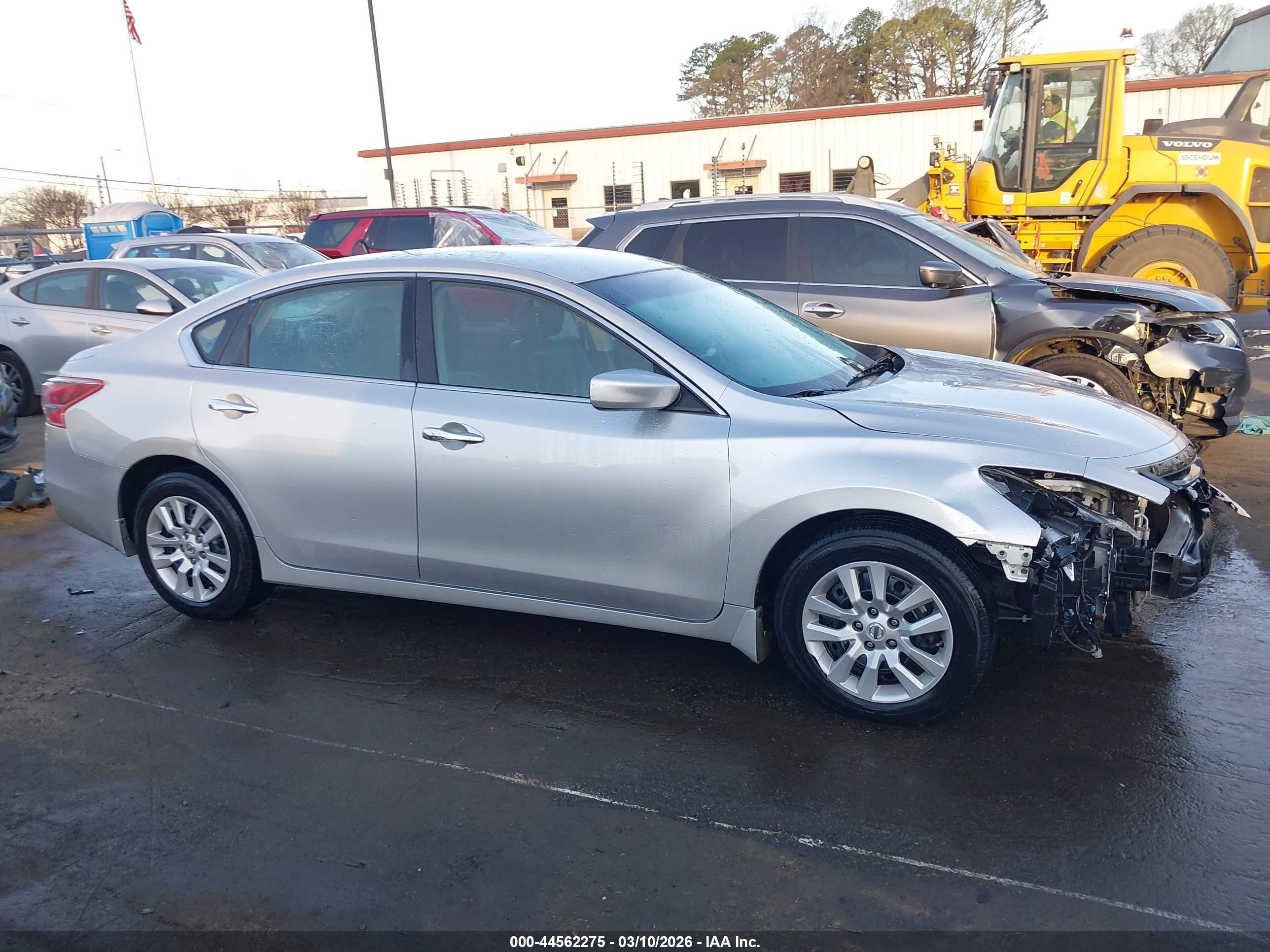 2013 Nissan Altima 2.5 S Silver vin: 1N4AL3AP2DC116206