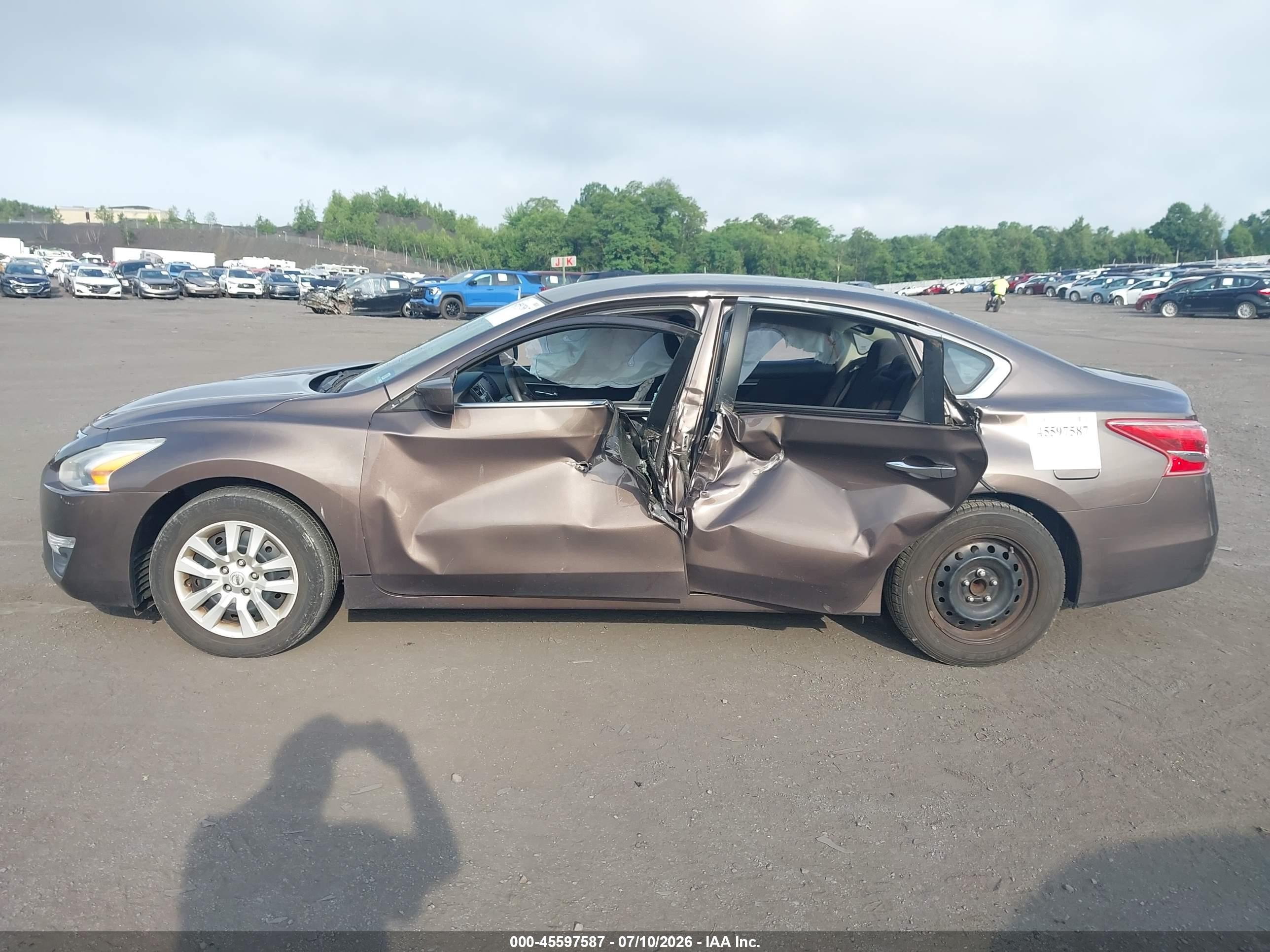 2013 Nissan Altima 2.5 Brown vin: 1N4AL3AP2DC131076