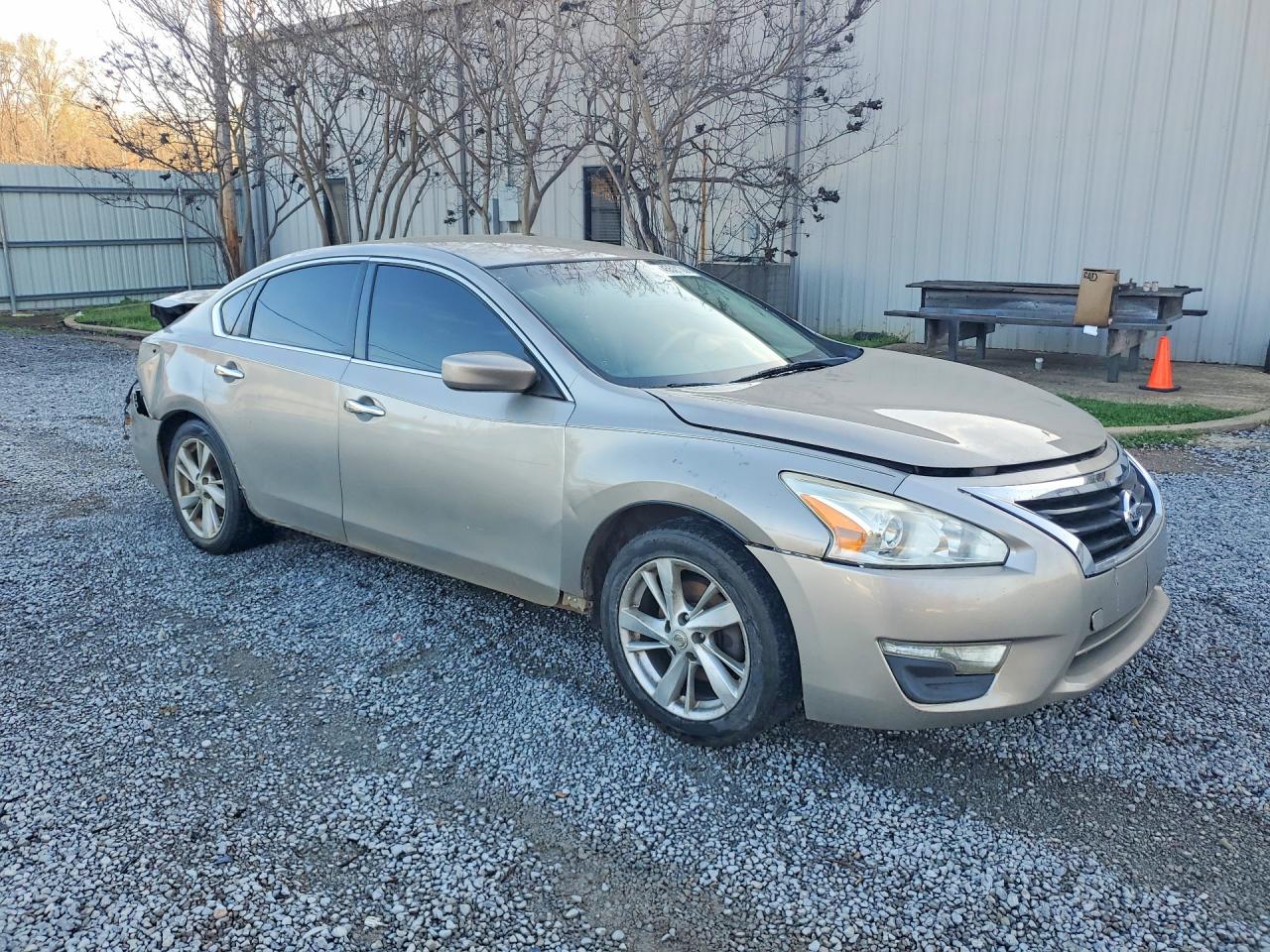 2013 Nissan Altima 2.5 Gold vin: 1N4AL3AP2DC147018