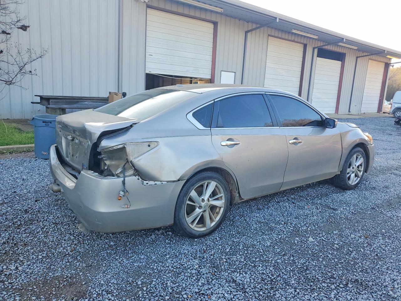 2013 Nissan Altima 2.5 Gold vin: 1N4AL3AP2DC147018