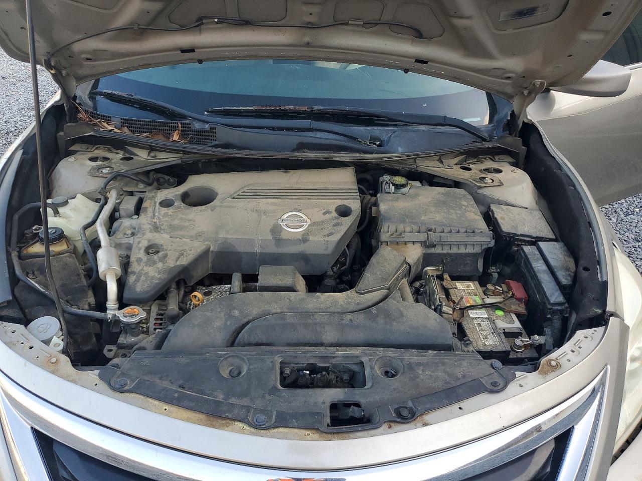 2013 Nissan Altima 2.5 Gold vin: 1N4AL3AP2DC147018