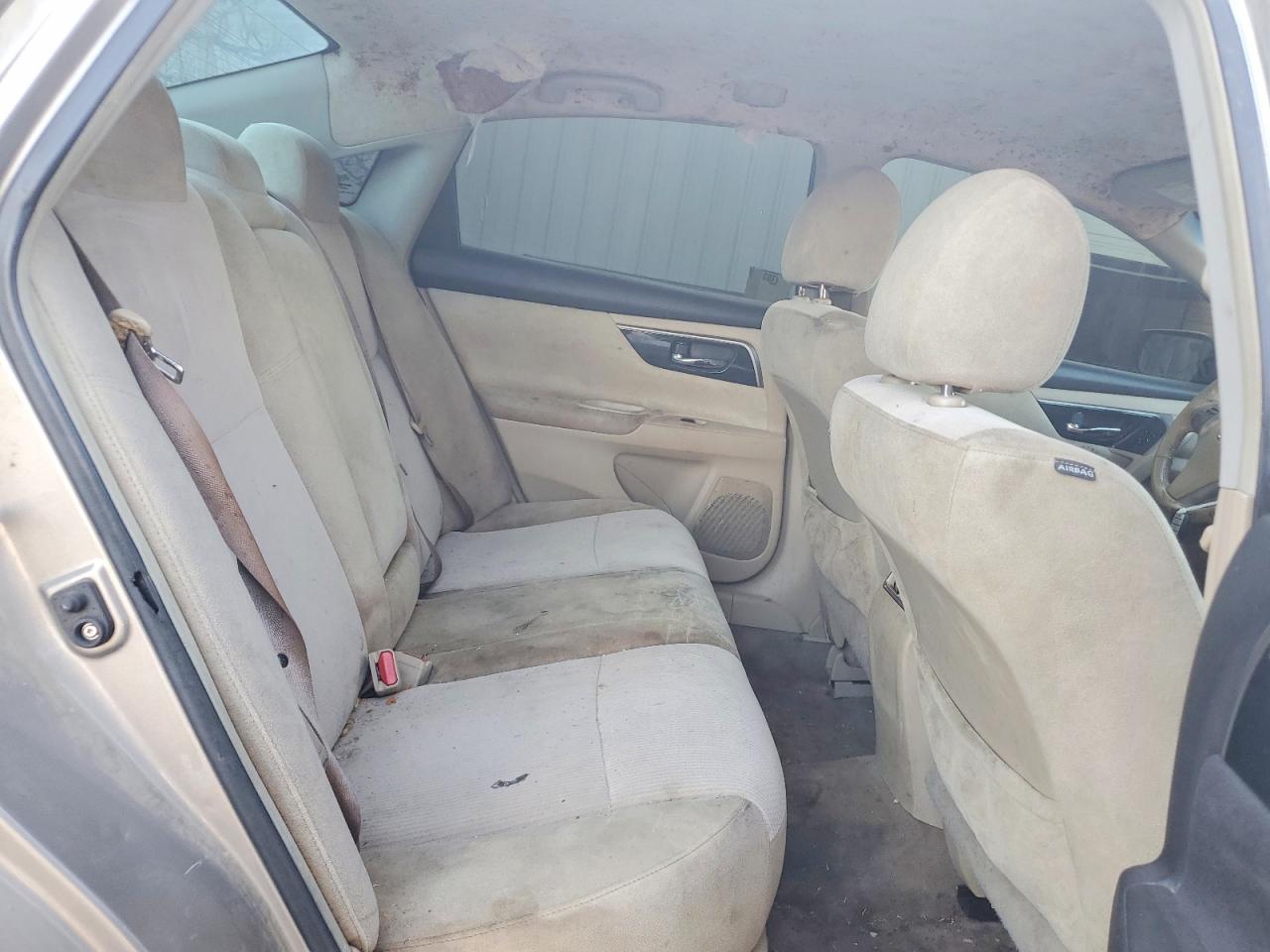 2013 Nissan Altima 2.5 Gold vin: 1N4AL3AP2DC147018