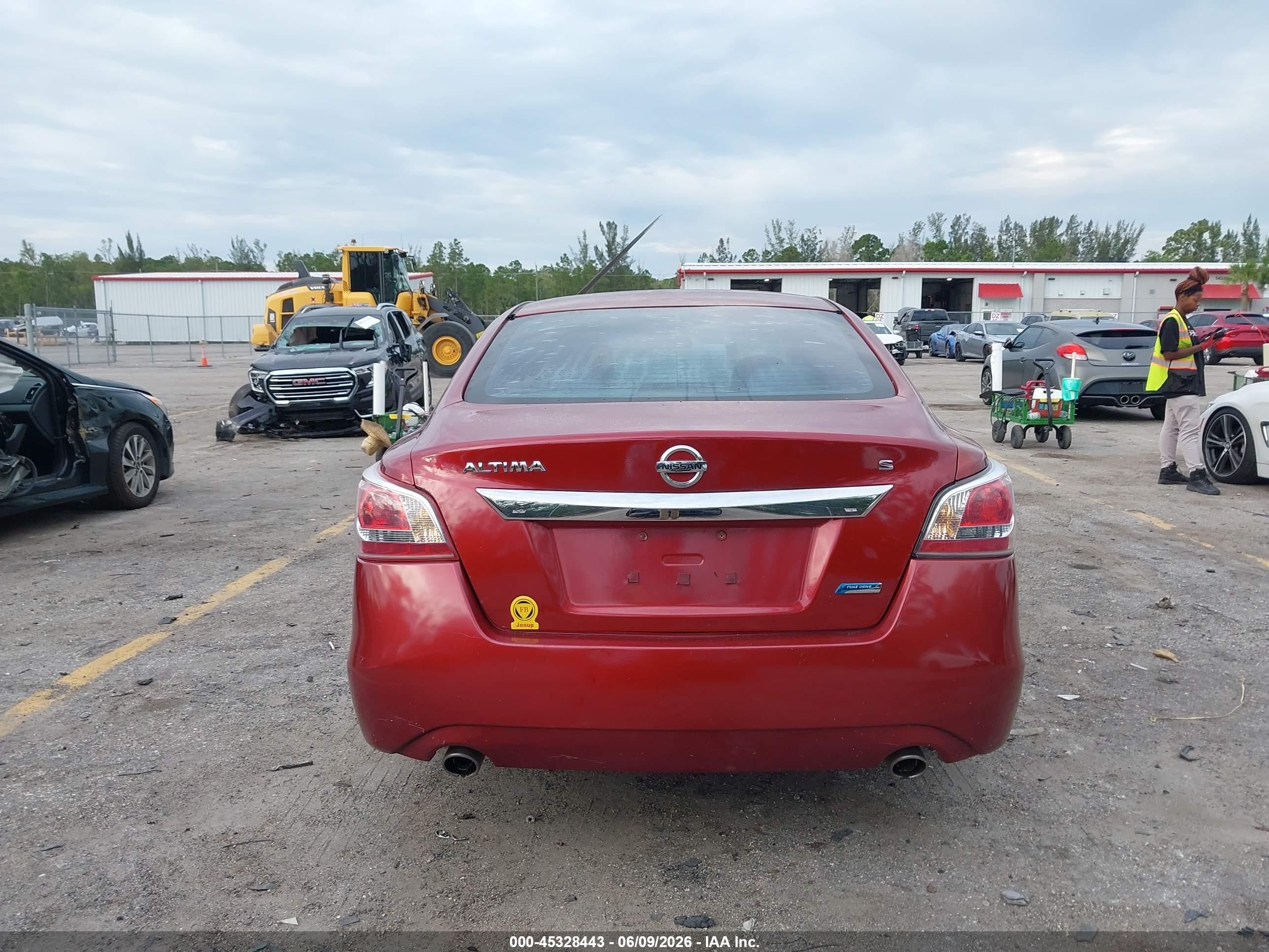 2013 Nissan Altima 2.5 S Red vin: 1N4AL3AP2DC159797