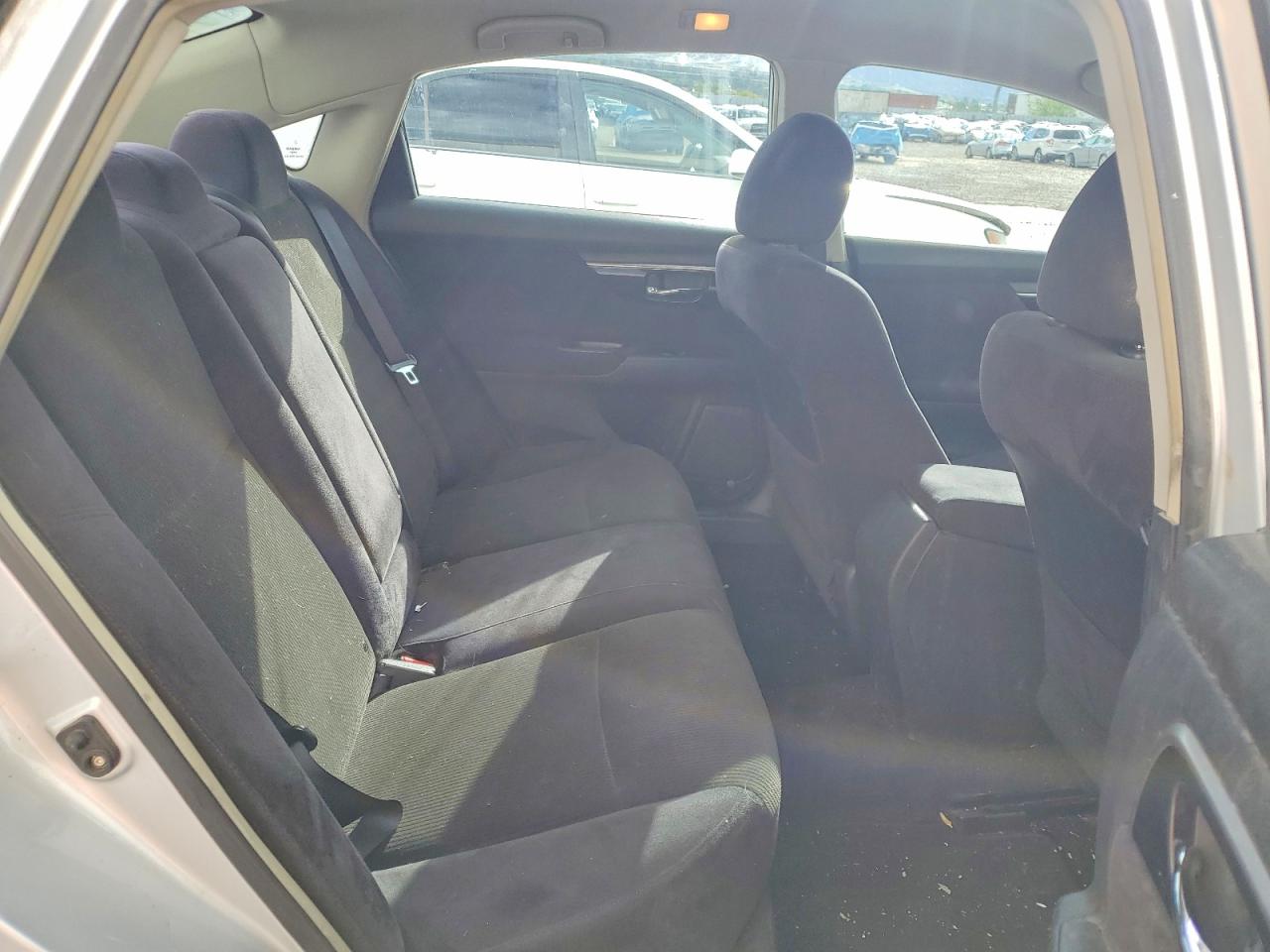 2013 Nissan Altima 2.5 Серебряный vin: 1N4AL3AP2DC179399