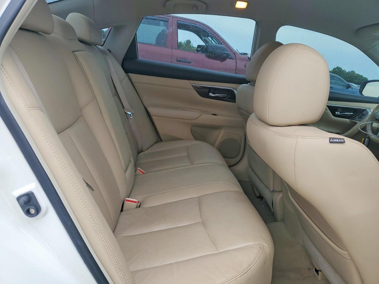 2013 Nissan Altima 2.5 White vin: 1N4AL3AP2DC201742