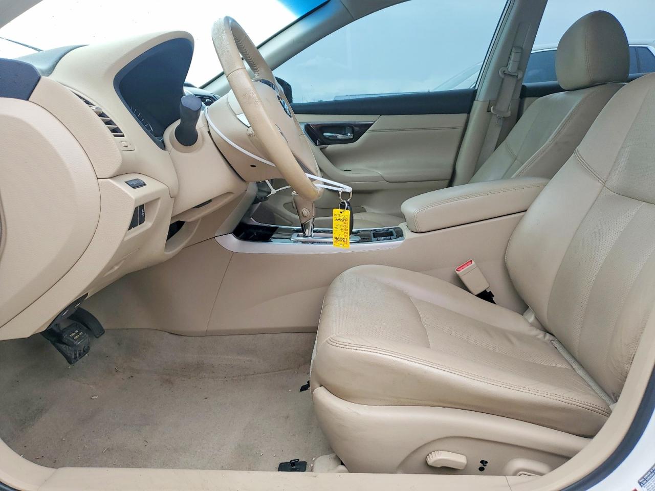 2013 Nissan Altima 2.5 White vin: 1N4AL3AP2DC201742