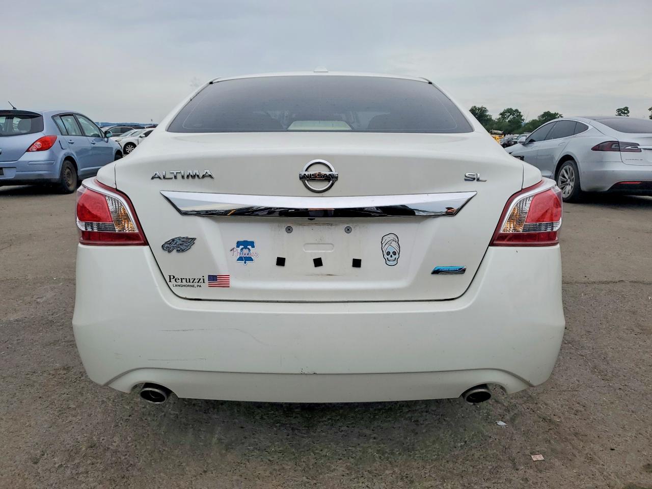 2013 Nissan Altima 2.5 White vin: 1N4AL3AP2DC201742